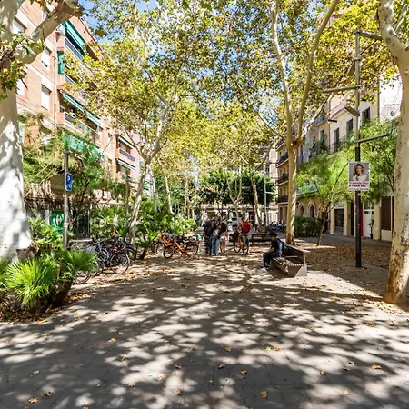 Ab Poble Sec - Plaza Espana *